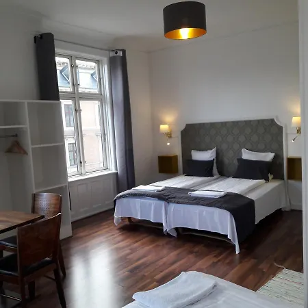 Loven 2* Копенгаген