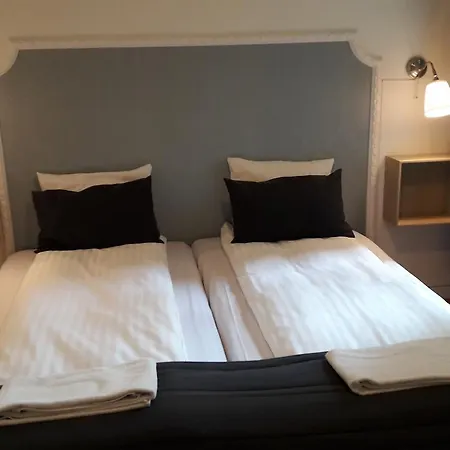 Hotel Loven 2*