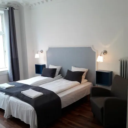 Loven Hotel